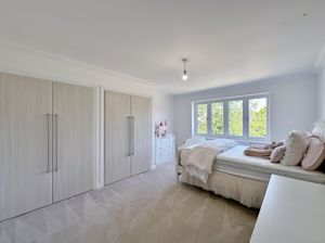 Photo 33- click for photo gallery